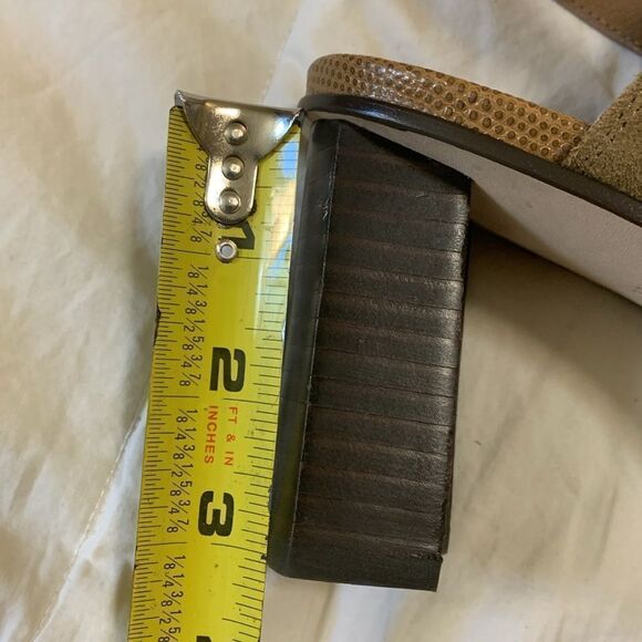 DONALD PLINER, ILIANAO2, 10M, near new, leather upper - Picture 11 of 11